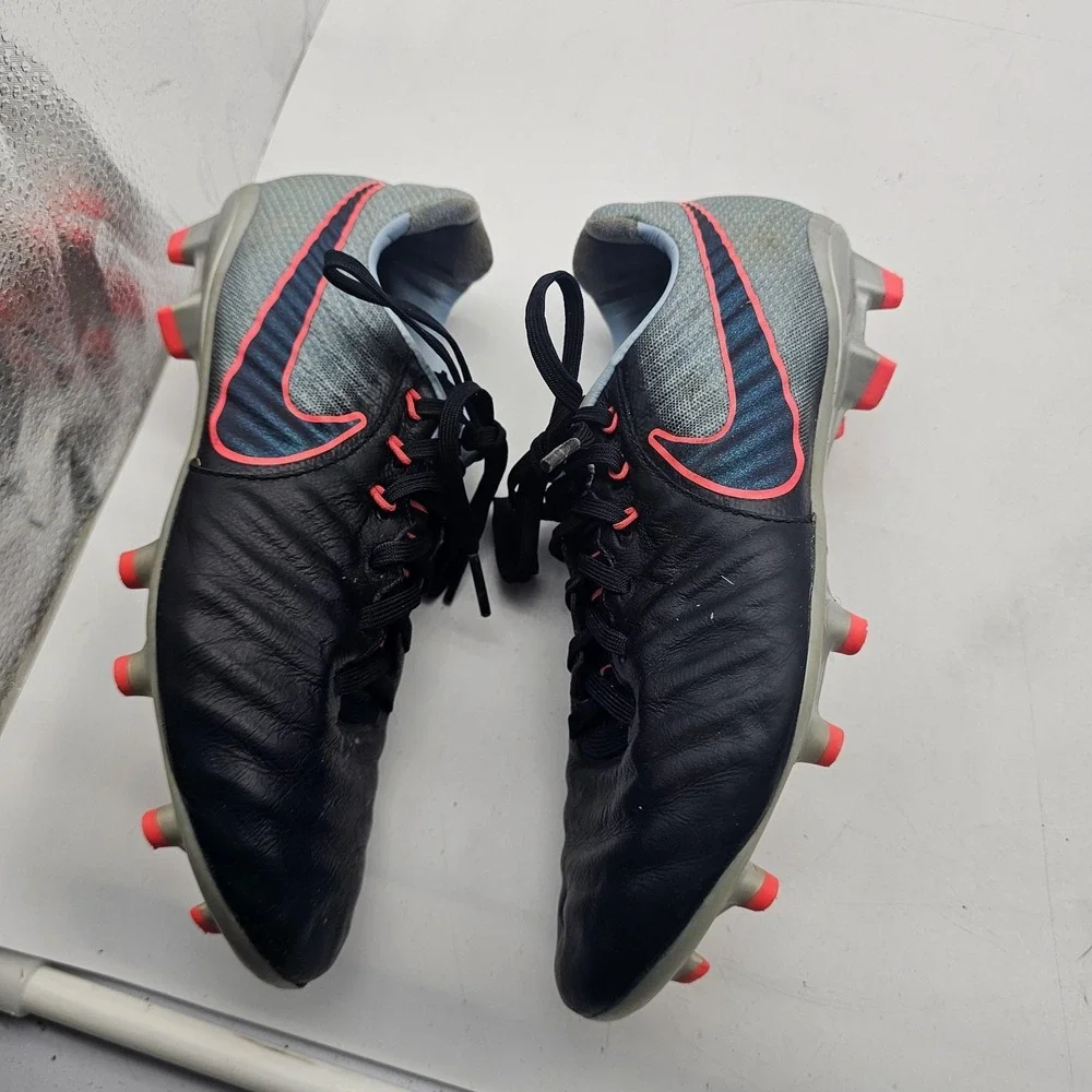 Nike Tiempo Legend VII Shoes KIDS Size 4.5Y Black Soccer Cleats FG Youth Leather